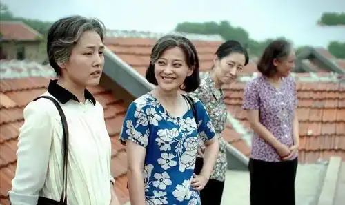 父母爱情无法翻拍的原因灵魂人物已去世,三个角色无法超越

