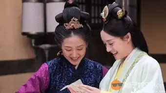 这个站在孙俪背后的女人卸了妆竟然也如此的美
