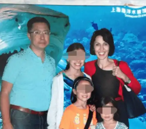 疯狂英语李阳被指家暴女儿,最新进展来了
