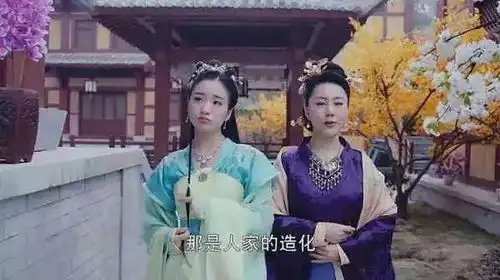 在以前,演员就是单纯的演员,不接综艺,不走红毯,不拍机场照,不混时尚圈,都在踏踏实实拍戏
