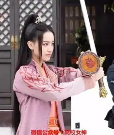 巴啦啦小魔仙配角方珍妮,长大变美少女
