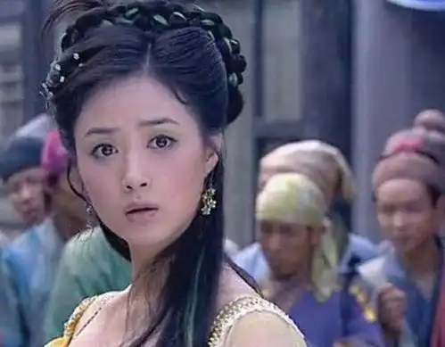13年前的欢天喜地七仙女,才是蒋欣的颜值巅峰,不过还是输她一筹
