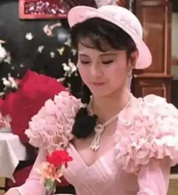 任婷婷
