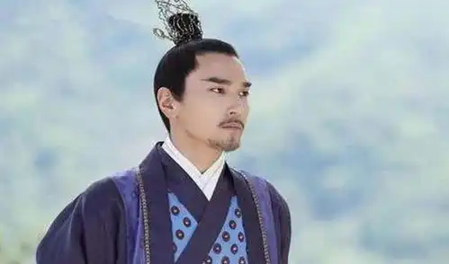 三生三世十里桃花墨渊爱白浅,却从未表白,他的爱过于深沉
