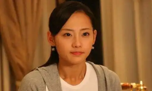 幸运的张嘉倪9岁北漂,嫁王思聪好友,如今被宠成公主惹人羡