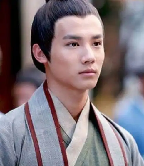 郑业成有的不只是小奶狗角色花千骨古剑奇谭竟都有他
