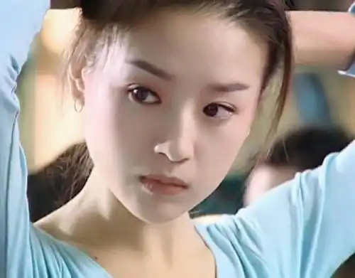 37岁的董洁再次出演古装,依旧是美得清雅脱俗

