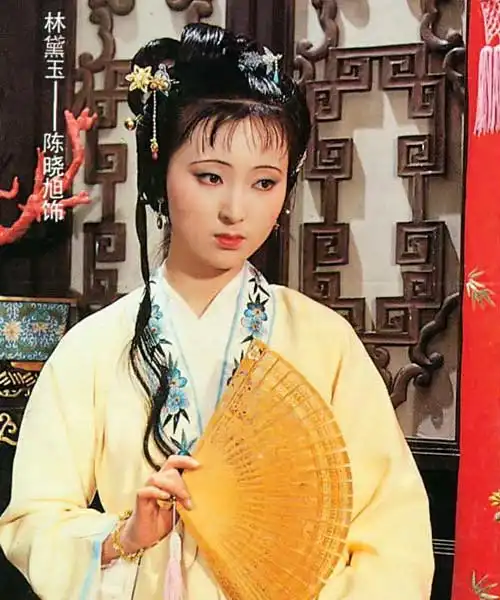 红楼梦精美剧照林黛玉
