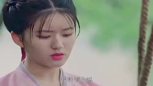 大婶刀子嘴豆腐心,看到乐嫣想不开,心疼她又把她领回去了