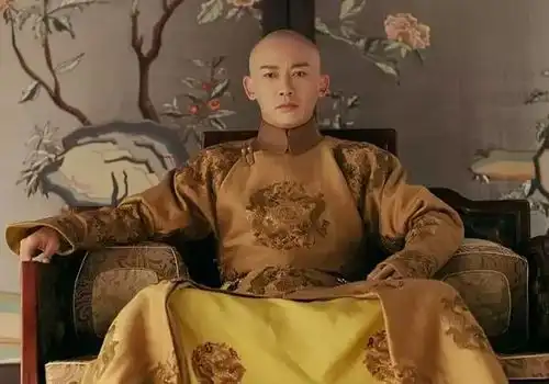 乾隆论功行赏问武将要何赏赐一个要美人一个要官,下场截然不同

