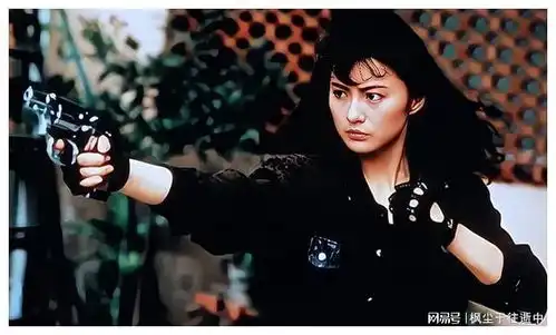 10位昙花一现的香港女配角,惊鸿一瞥便让人念念不忘,美上天
