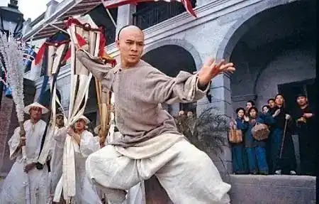 一代宗师黄飞鸿去世后,其子孙后代现状如何
