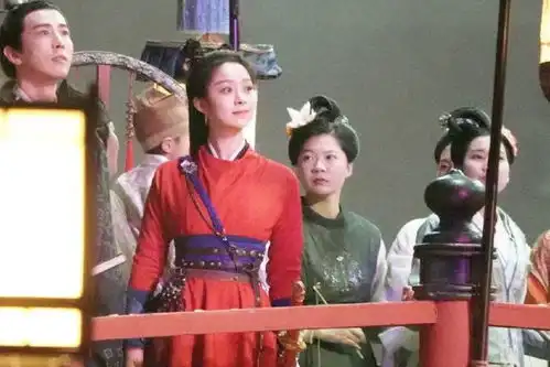 何与新版仙剑奇侠传梦回大唐,杨雨潼背影倾倒众生
