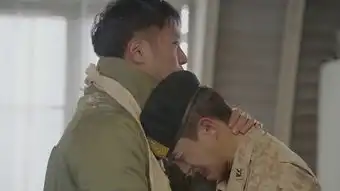太阳的后裔第16集剧照,太阳的后裔图片
