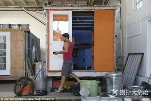 住在集装箱里的美式蜗居
