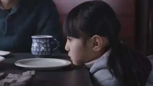 u故事30岁美女独居乡里,酿酒种地,每天一道美食,她是日本的李子柒