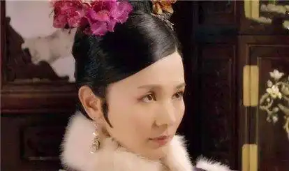 甄嬛传里的各位美丽后宫佳丽,争芳斗艳各有千秋

