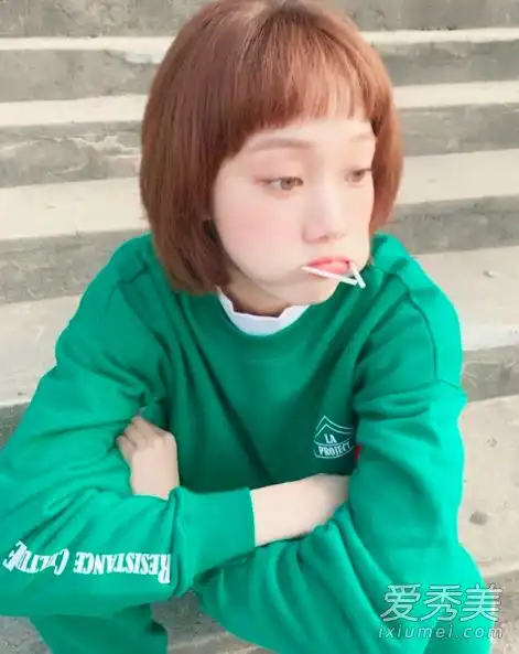 李成景在举重小妖精金夫珠中甜美无害的化妆教学
