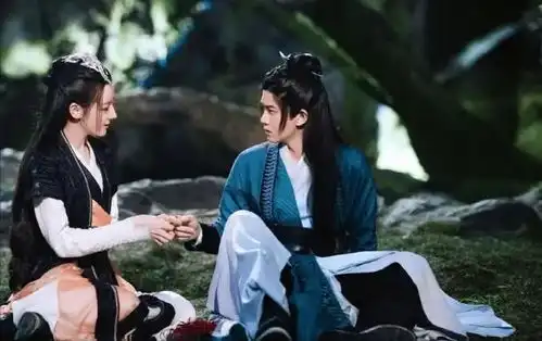 顶流小花同台对打,杨紫热巴谁更胜一筹
