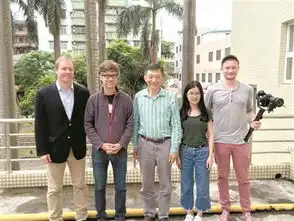 泰坦尼克号上的中国幸存者纪录片在江门台山拍摄
