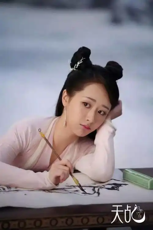 白蛇传说剧照白夭夭