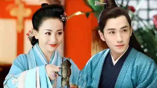 朱一龙五年为杨蓉庆生,杨蓉问五年同一句话始终没回应,心疼女神
