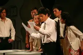 小剧场话剧夜游戏首演剧照1
