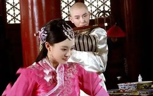 甄嬛传甄嬛至死也不知道,原来果郡王和槿汐还有这层关系在,太诧异
