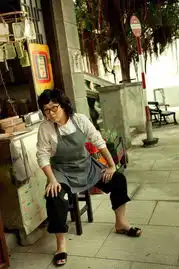 电影72家租客
