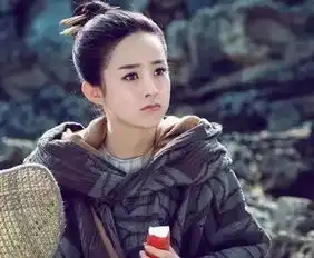 成名后帮助家乡反被骂,赵丽颖大衣哥朱之文躺枪
