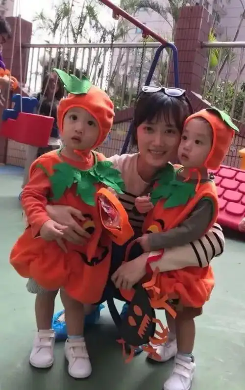 都挺好热播全民追看朱丽爸爸竟是87版红楼梦第一美男

