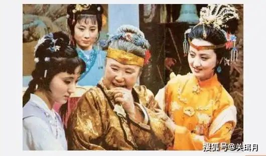 87版红楼梦剧组重聚,贾宝玉依旧c位,而世间再无林妹妹
