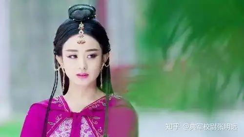 半散发半扎发是哪个朝代的发型
