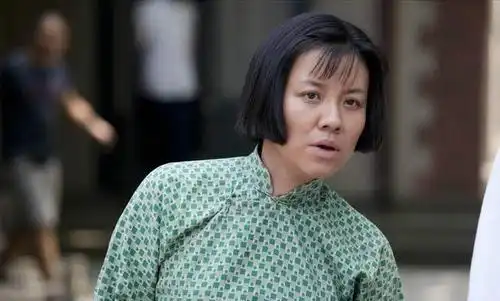 父母爱情说实话,安杰帮德华的,比德华帮安杰的要多很多
