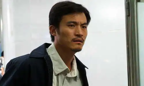 耿乐将赴台湾探亲面引子转场拍摄
