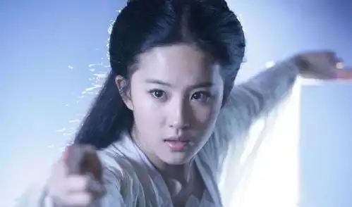 郭襄找了杨过24年,此女却等了杨过一辈子,还成了杨过之子的师父

