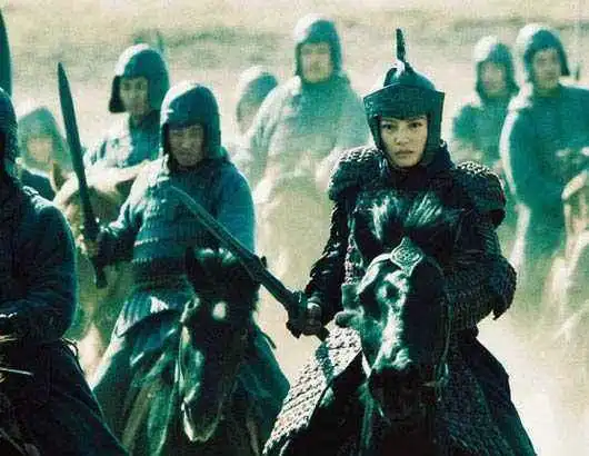 到了京城不好好学习,天天玩游戏,喜欢打仆人,终于把仆人惹毛了