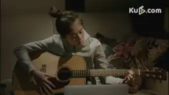 林妙可素颜现身中戏复试,结果大家都盯着苹果女孩李凯馨看
