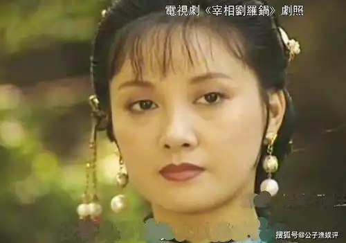 她把强势婆婆妈妈都演活了,但是,她年轻时却惊艳众人
