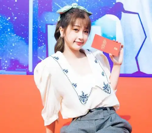 又一爱情剧开机啦虞书欣是女主,剧照清新又唯美,不追不行了

