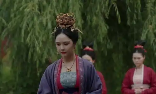 清平乐中谨小慎微的苗心禾与世无争,平平淡淡还自在
