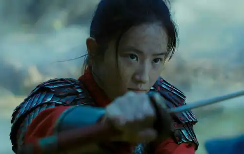 花木兰登录线上,引来极端行为,迪士尼打算毁了传统影院
