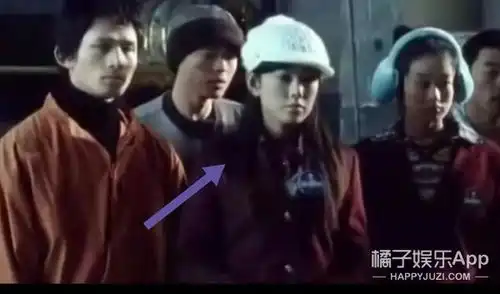 还记得爱情公寓里的秦羽墨吗她现在长这样
