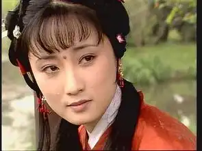 香菱女公子眉间有颗胭脂记

