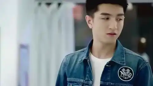 你和我的倾城时光厉致诚想向林浅求婚,却没想到被搞砸了
