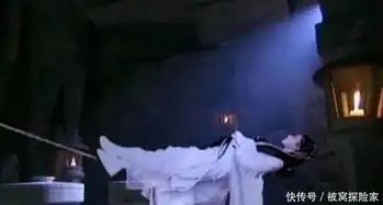 都是小龙女睡绳,李若彤仙气,刘亦菲不食人间烟火,她不忍直视
