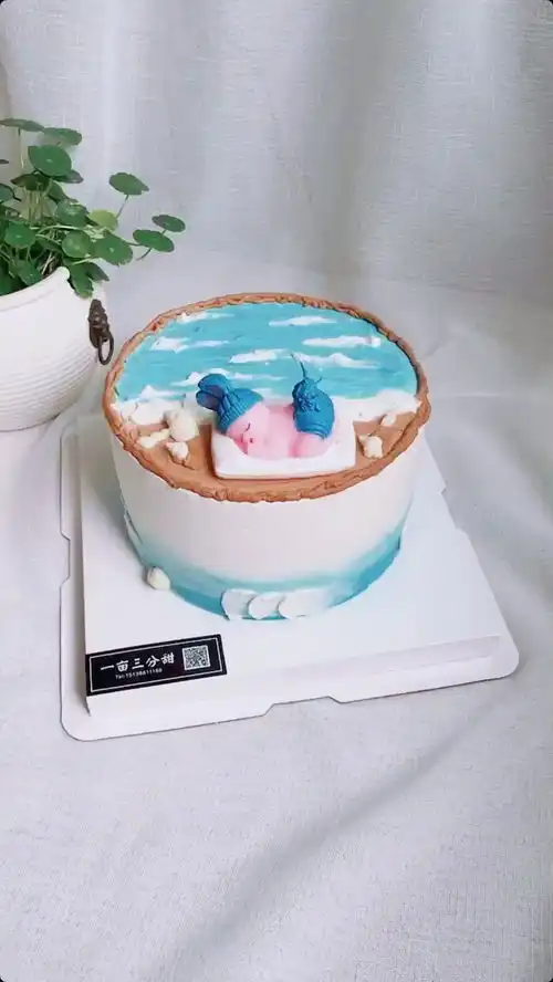 这是几百个月大的巨婴过生日
