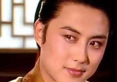 岁月从不败美男,87版红楼梦贾琏的扮演者高宏亮仍然帅气有型
