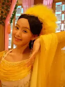 新版七仙女蓝儿由丽颖饰演,当年的蓝儿居然和郑爽有这样的渊源
