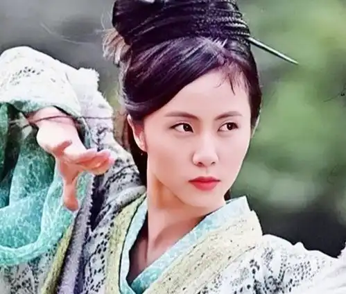 黄磊女儿被推演仙剑,气质端庄容貌绝美,一家五口盛世美颜